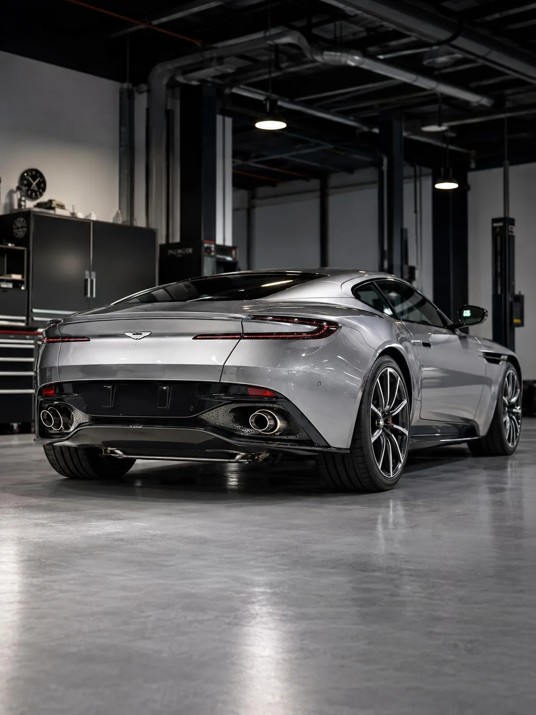 Aston Martin DB11